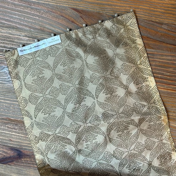 Silk Black, Gold and Tan Wrap - Picture 5 of 8